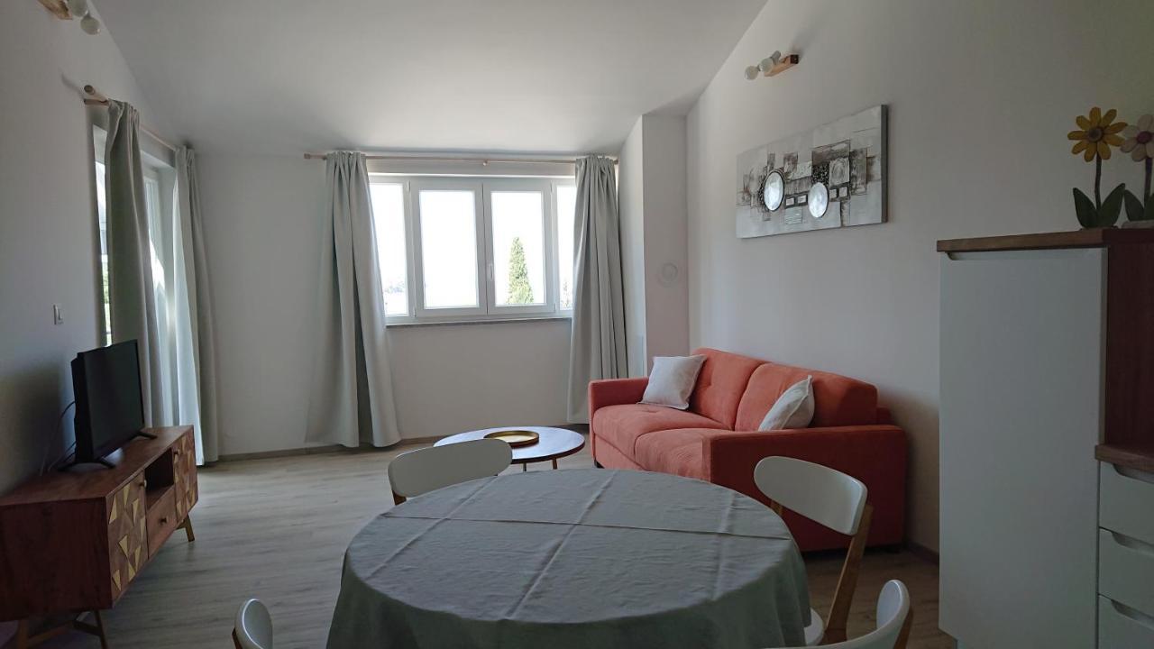Irena Apartment Крес Екстериор снимка