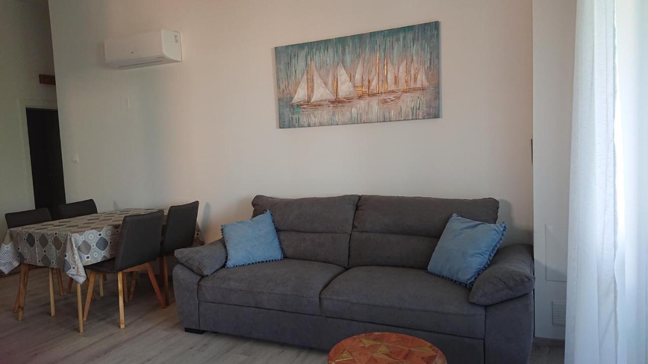 Irena Apartment Крес Екстериор снимка