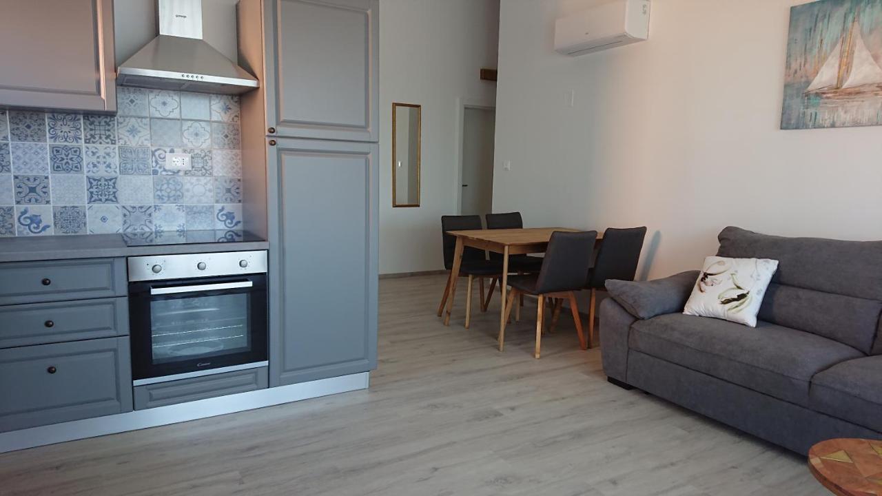 Irena Apartment Крес Екстериор снимка