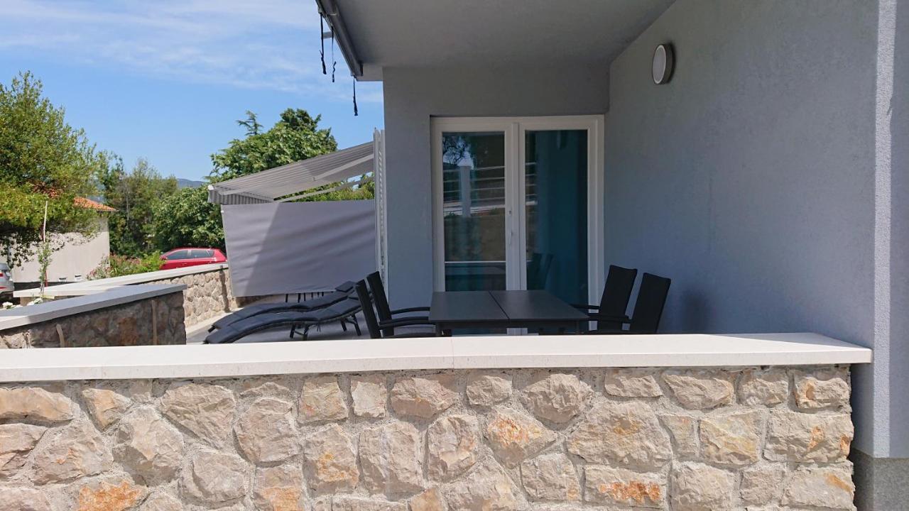 Irena Apartment Крес Екстериор снимка
