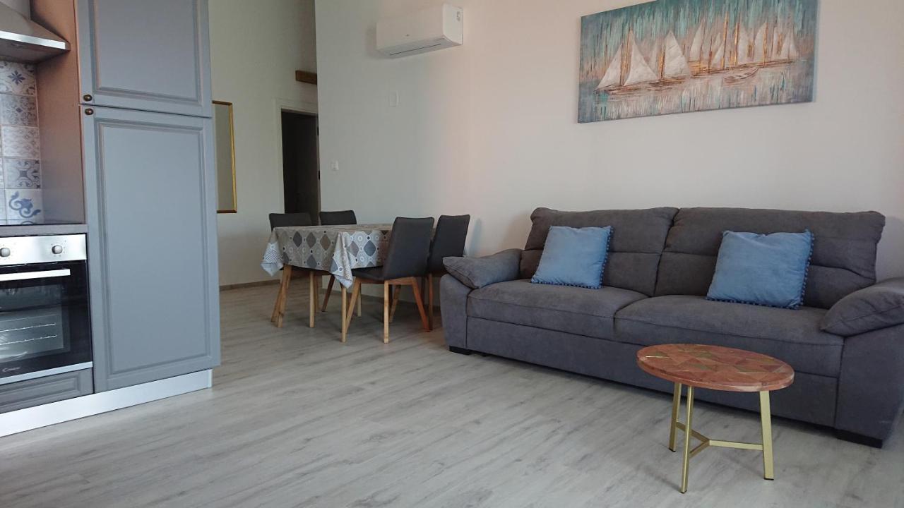 Irena Apartment Крес Екстериор снимка